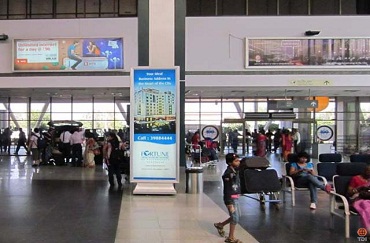 airport advertisement media